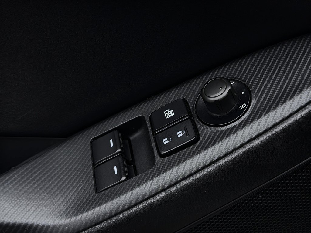 2016 Mazda MX-5 GT convertible manual in Laval, Quebec - 24 - w1024h768px