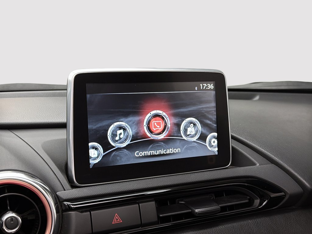 2016 Mazda MX-5 GT convertible manual in Laval, Quebec - 18 - w1024h768px