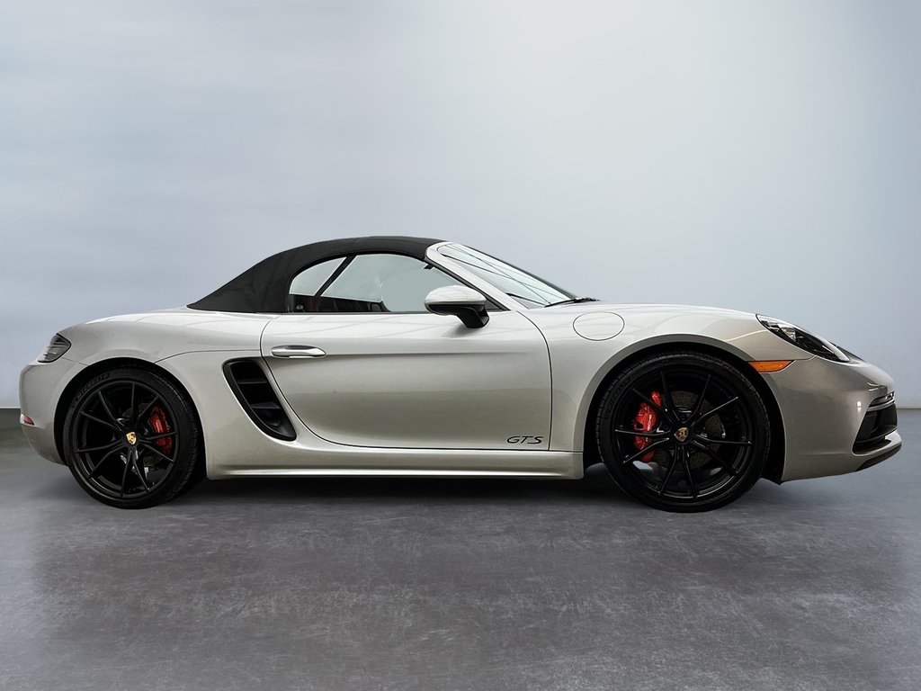2018  718 Boxster GTS Roadster in Laval, Quebec - 13 - w1024h768px