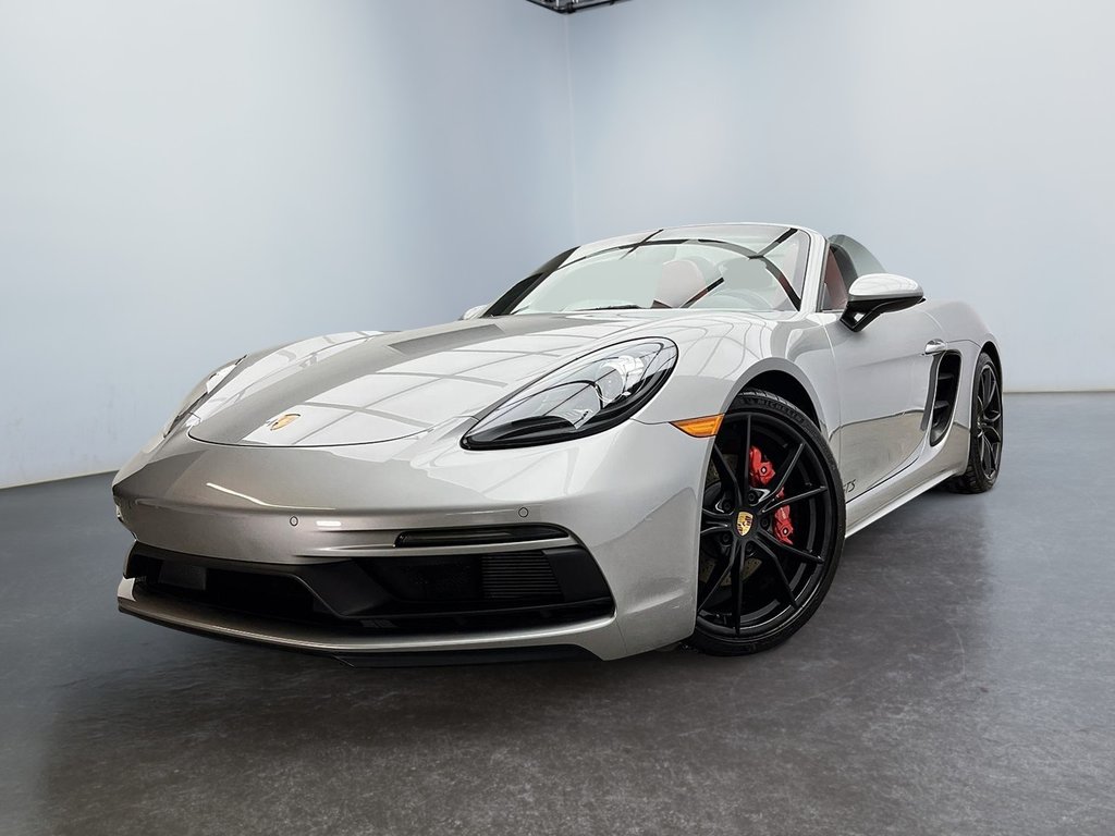 2018  718 Boxster GTS Roadster in Laval, Quebec - 1 - w1024h768px