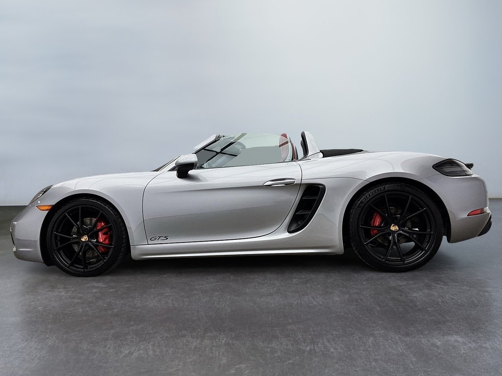 2018  718 Boxster GTS Roadster in Laval, Quebec - 2 - w1024h768px