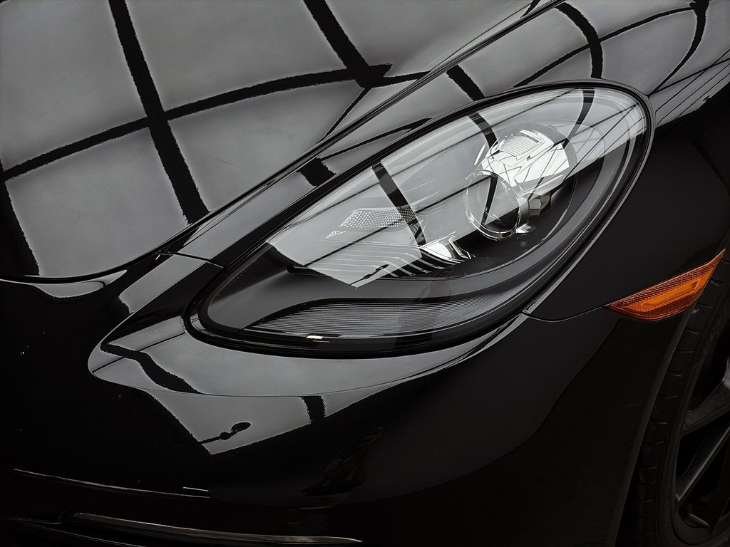 2018 Porsche 718 Boxster Manual transmission in Laval, Quebec - 14 - w1024h768px