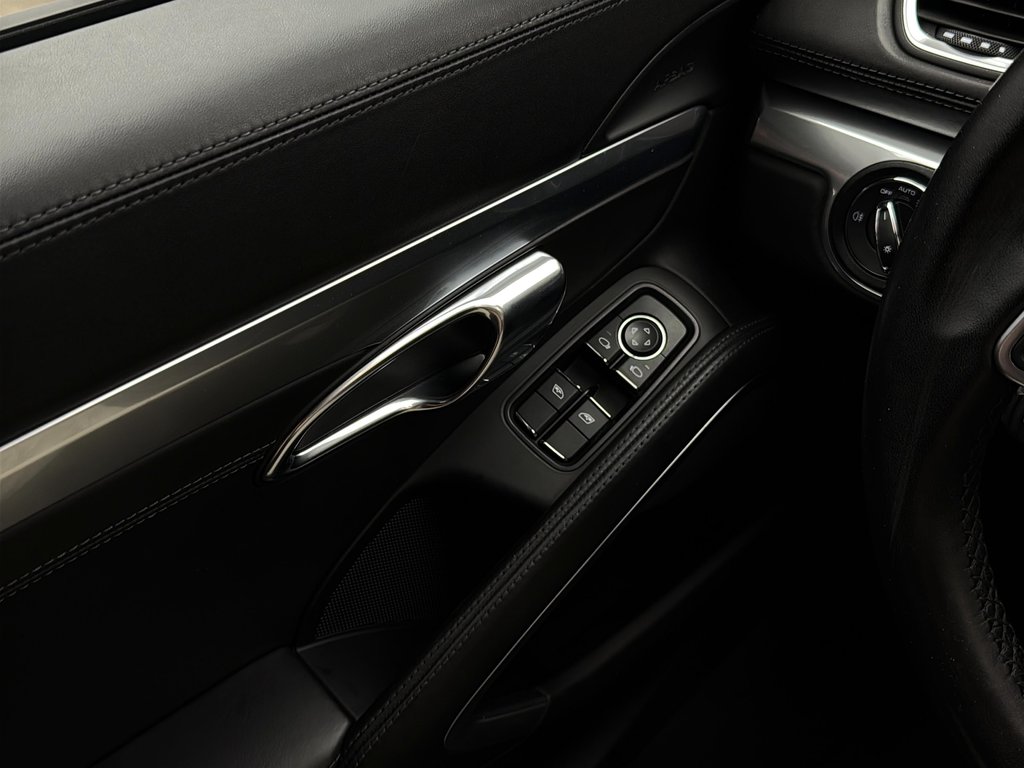 2018 Porsche 718 Boxster Manual transmission in Laval, Quebec - 25 - w1024h768px