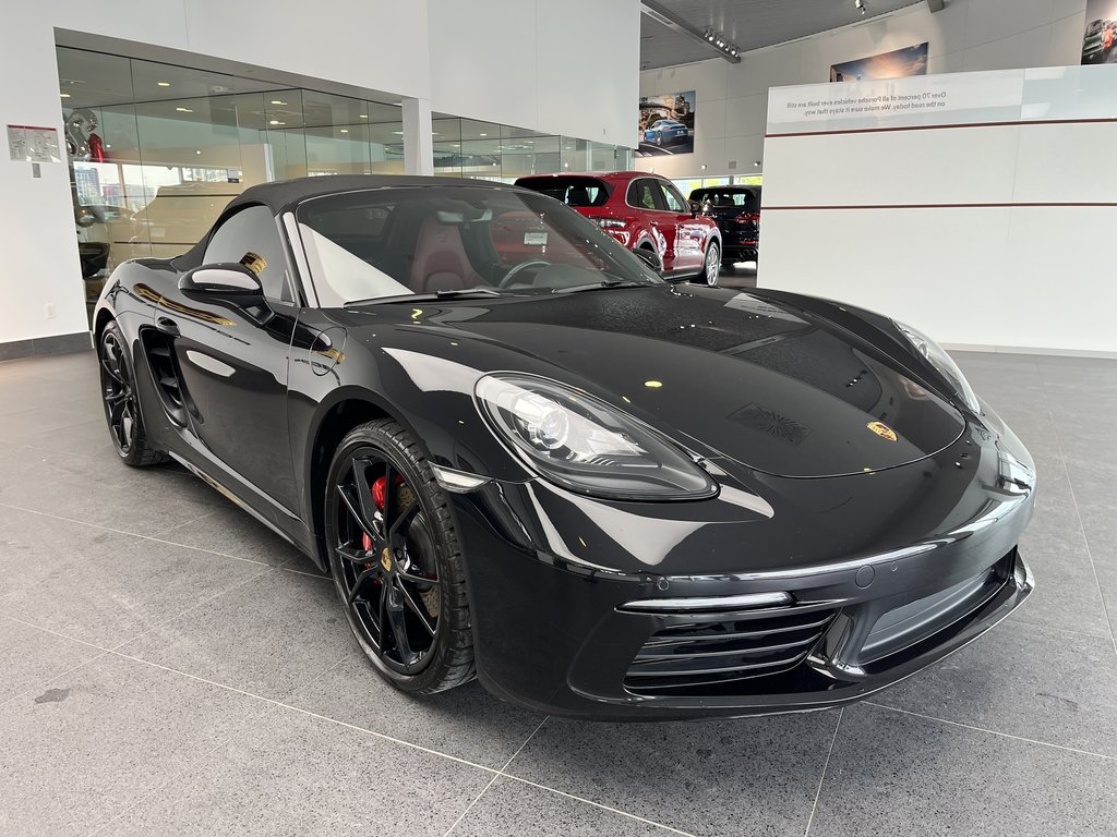 2019  718 Boxster S PDK, Sport Tailpipes, 20 Carrera S Wheels in Laval, Quebec - 7 - w1024h768px