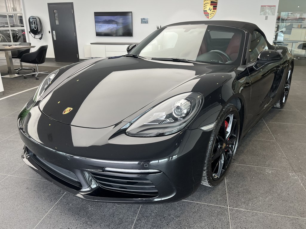 2019  718 Boxster S PDK, Sport Tailpipes, 20 Carrera S Wheels in Laval, Quebec - 8 - w1024h768px