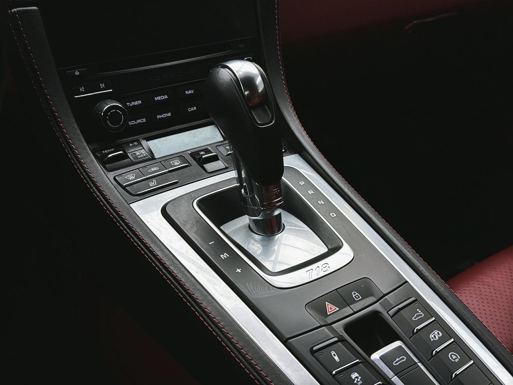 Porsche 718 Boxster GTS PDK, Sport exhaust, BOSE 2019 à Laval, Québec - 18 - w1024h768px