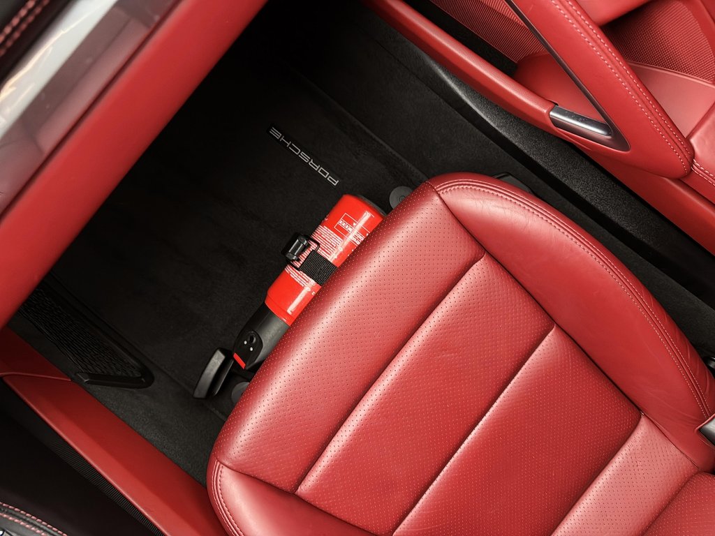 Porsche 718 Boxster GTS PDK, Sport exhaust, BOSE 2019 à Laval, Québec - 30 - w1024h768px