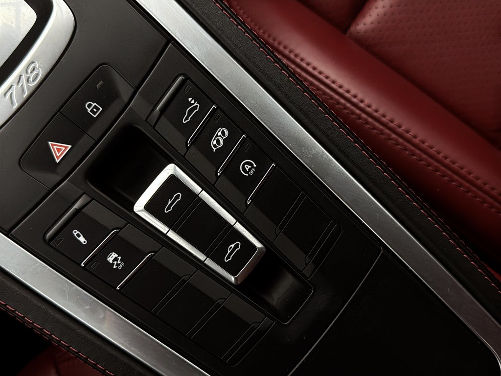 Porsche 718 Boxster GTS PDK, Sport exhaust, BOSE 2019 à Laval, Québec - 29 - w1024h768px