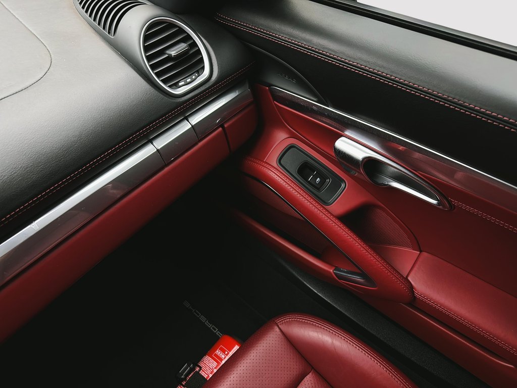 Porsche 718 Boxster GTS PDK, Sport exhaust, BOSE 2019 à Laval, Québec - 31 - w1024h768px