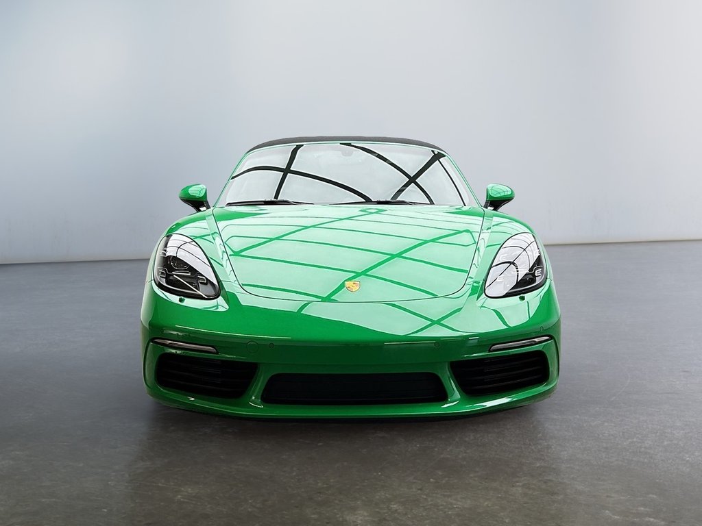 Porsche 718 Boxster S  Burmester, Sport Chrono & Prem Pack, 2023 à Laval, Québec - 9 - w1024h768px