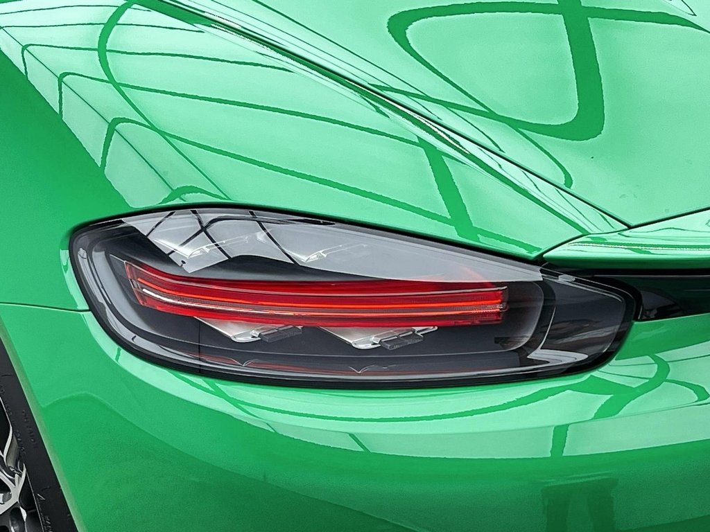 Porsche 718 Boxster S  Burmester, Sport Chrono & Prem Pack, 2023 à Laval, Québec - 15 - w1024h768px