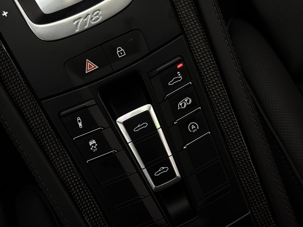 2023 Porsche 718 Boxster GTS 4.0L PDK, Premium Package, Carbon Fiber trim in Laval, Quebec - 29 - w1024h768px
