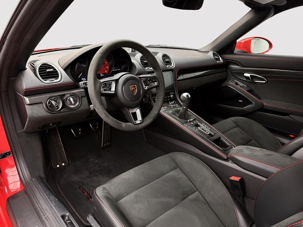 2024 Porsche 718 Boxster GTS 4.0 Roadster in Laval, Quebec - 17 - w1024h768px