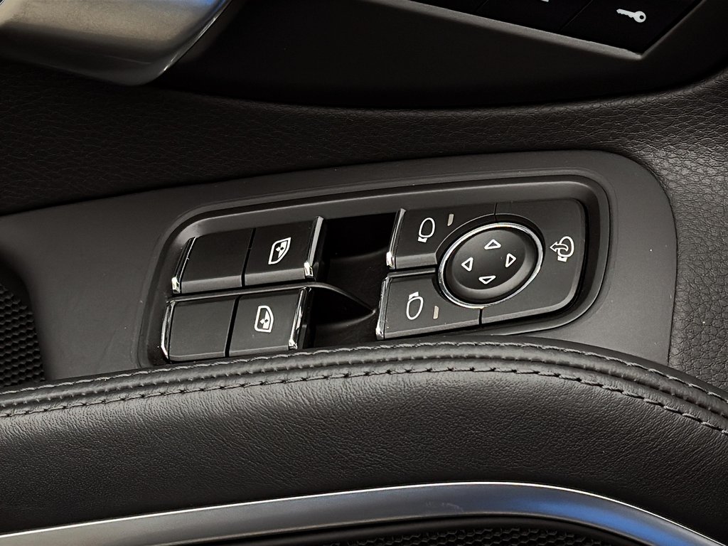 2025 Porsche 718 Boxster S PASM Sport Suspension in Laval, Quebec - 32 - w1024h768px