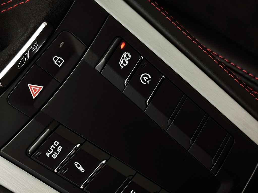 Porsche 718 Cayman GT4 Manual w/ Full Bucket Seats 2020 à Laval, Québec - 21 - w1024h768px