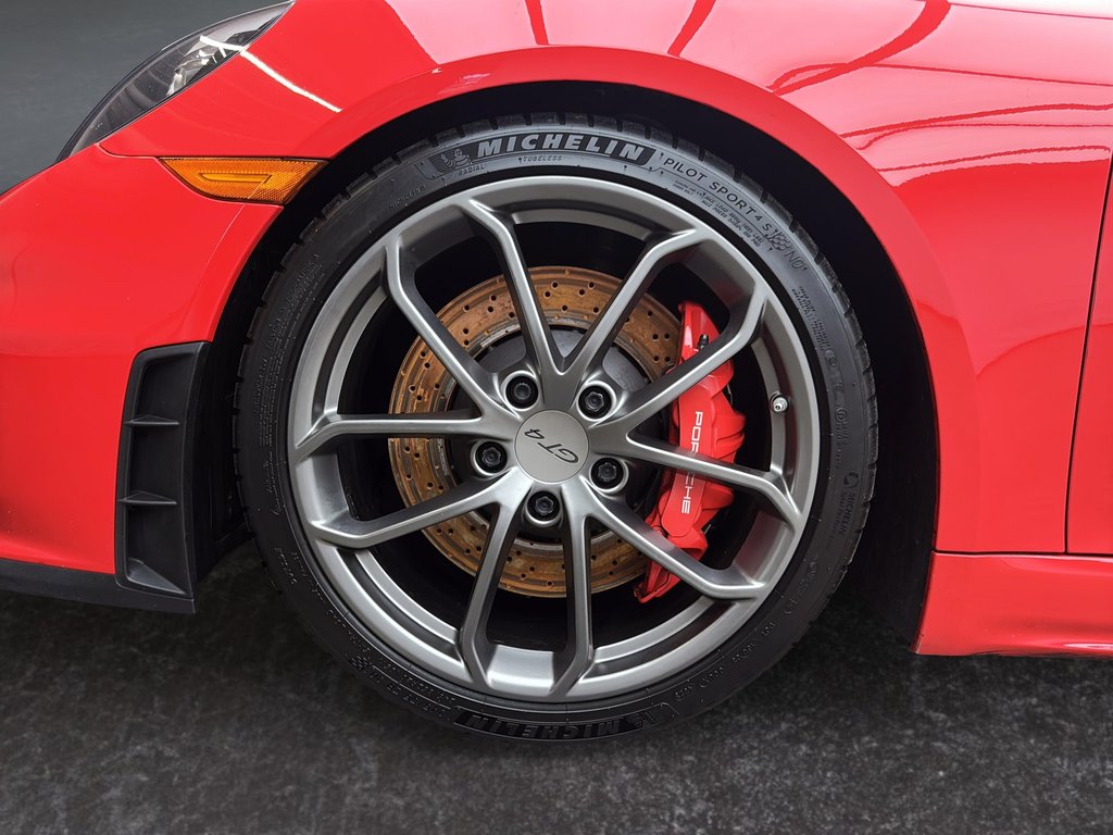 Porsche 718 Cayman GT4 Manual w/ Full Bucket Seats 2020 à Laval, Québec - 11 - w1024h768px