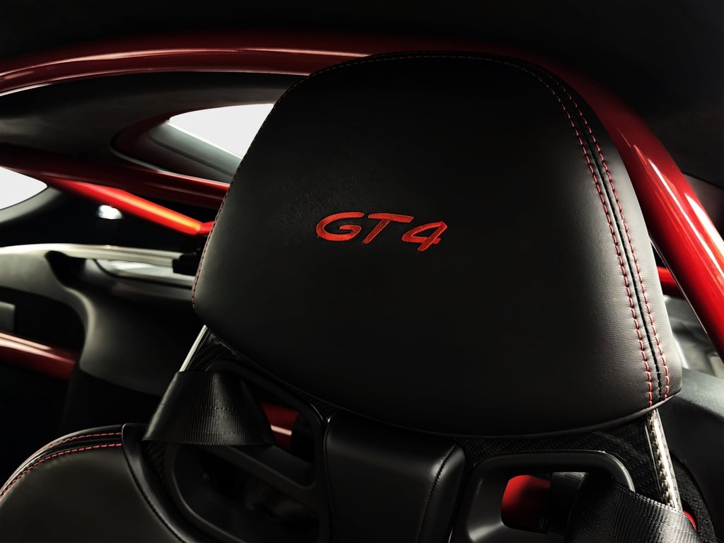 Porsche 718 Cayman GT4 Manual w/ Full Bucket Seats 2020 à Laval, Québec - 24 - w1024h768px