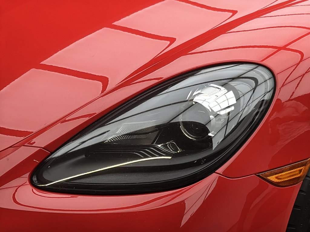 Porsche 718 Cayman GT4 Manual w/ Full Bucket Seats 2020 à Laval, Québec - 9 - w1024h768px