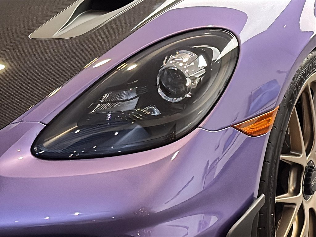 Porsche 718 Cayman GT4 RS Weissach Package 2023 à Laval, Québec - 10 - w1024h768px