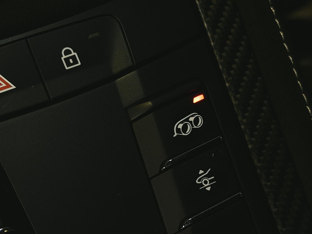 Porsche 718 Cayman GT4 RS Weissach Package 2023 à Laval, Québec - 21 - w1024h768px