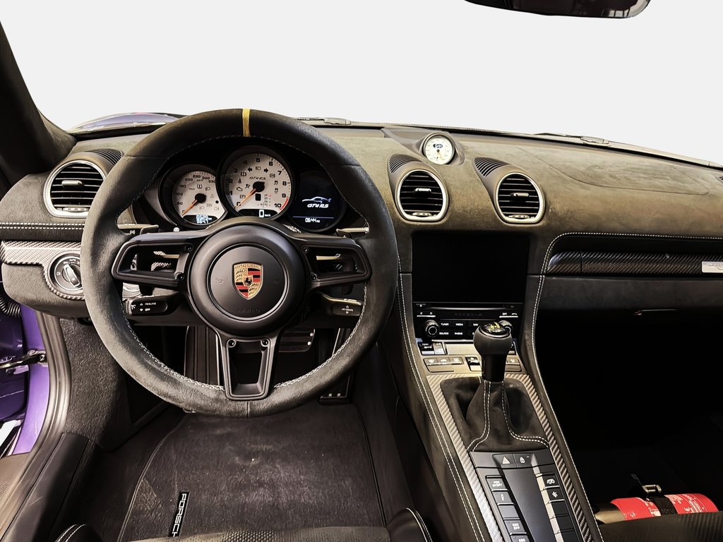 Porsche 718 Cayman GT4 RS Weissach Package 2023 à Laval, Québec - 17 - w1024h768px