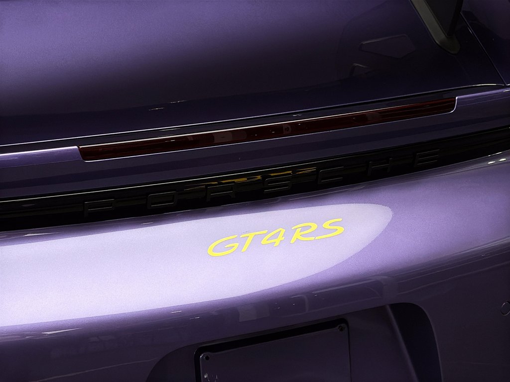 Porsche 718 Cayman GT4 RS Weissach Package 2023 à Laval, Québec - 9 - w1024h768px