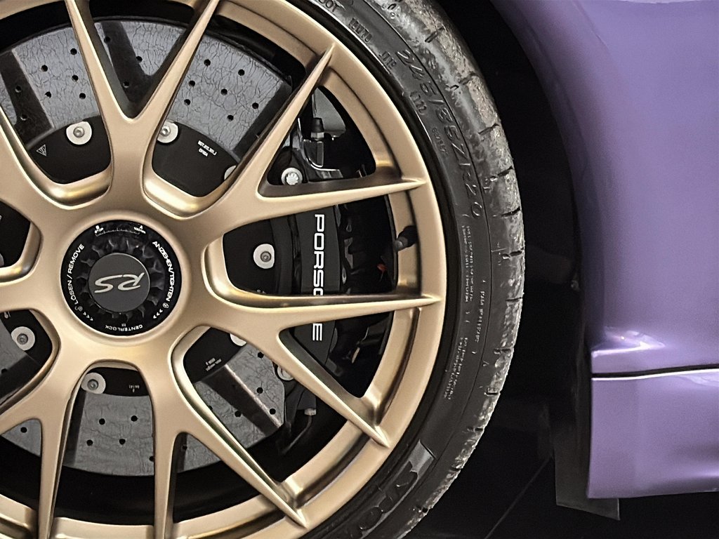 Porsche 718 Cayman GT4 RS Weissach Package 2023 à Laval, Québec - 13 - w1024h768px