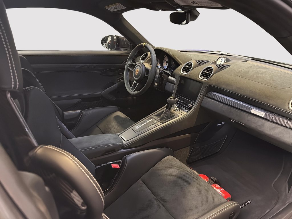 Porsche 718 Cayman GT4 RS Weissach Package 2023 à Laval, Québec - 30 - w1024h768px