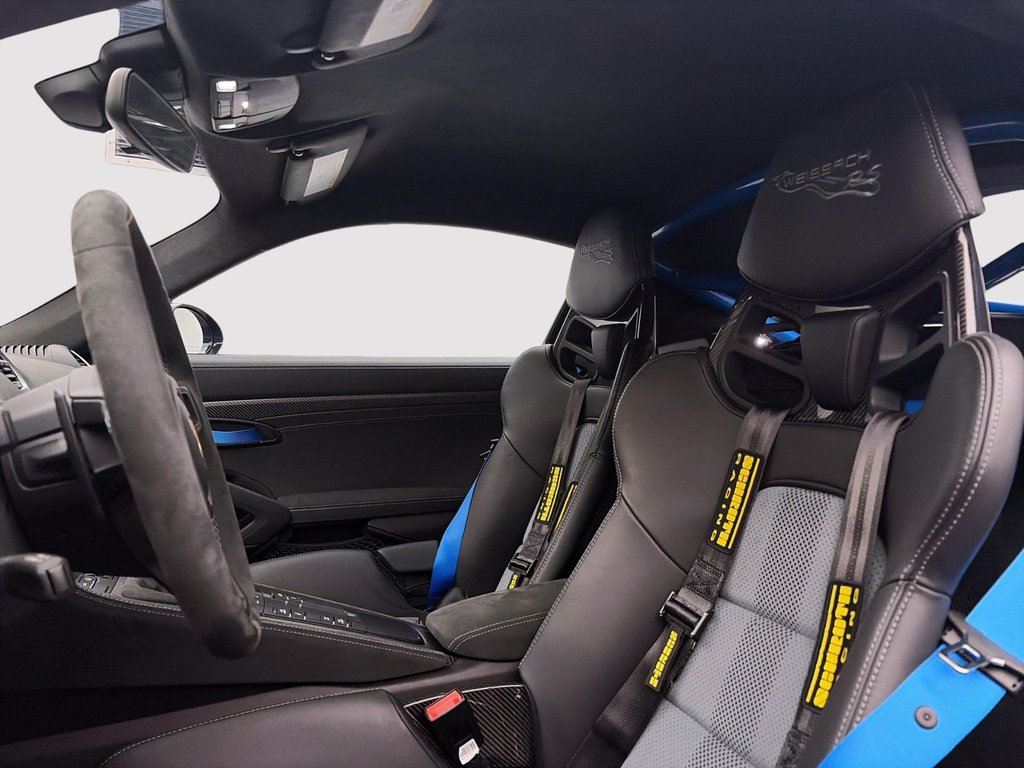 2023 Porsche 718 Cayman GT4 RS in Laval, Quebec - 5 - w1024h768px