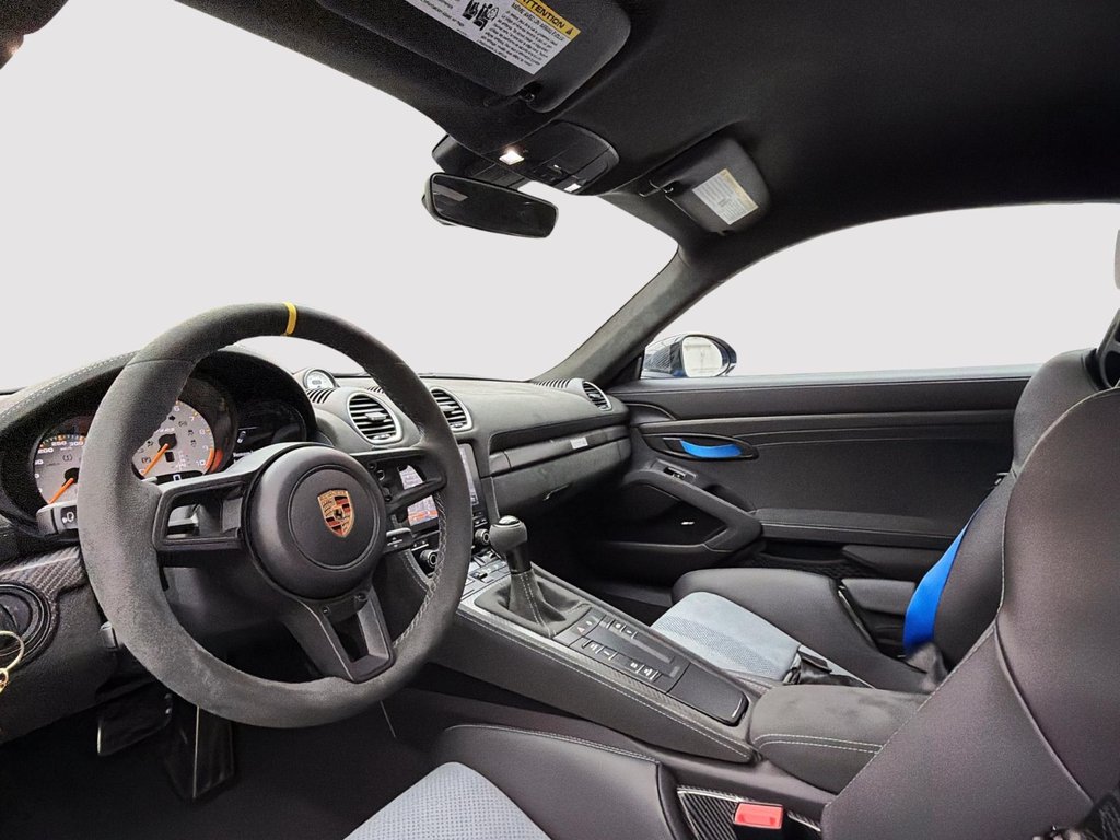 2023 Porsche 718 Cayman GT4 RS in Laval, Quebec - 25 - w1024h768px