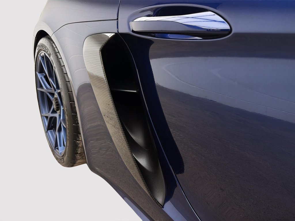 Porsche 718 Cayman GT4 RS Weissach Package 2024 à Laval, Québec - 13 - w1024h768px