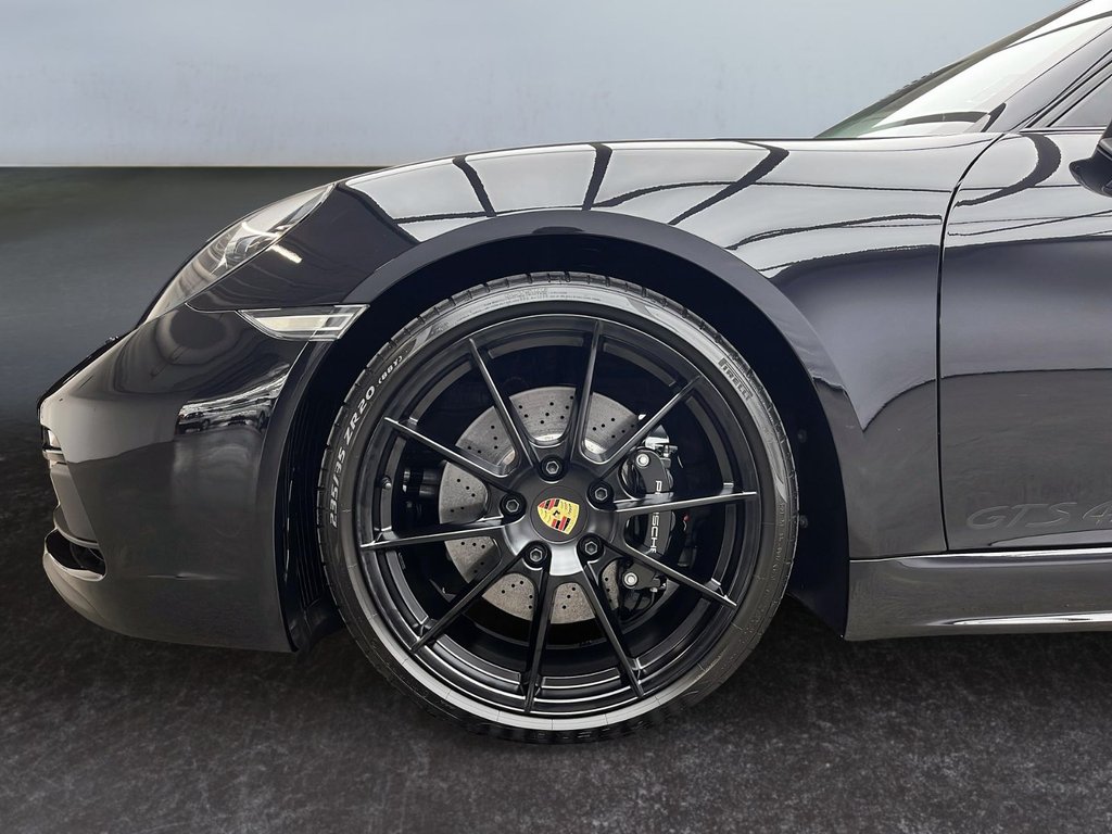2024 Porsche 718 Cayman GTS 4.0 in Laval, Quebec - 10 - w1024h768px