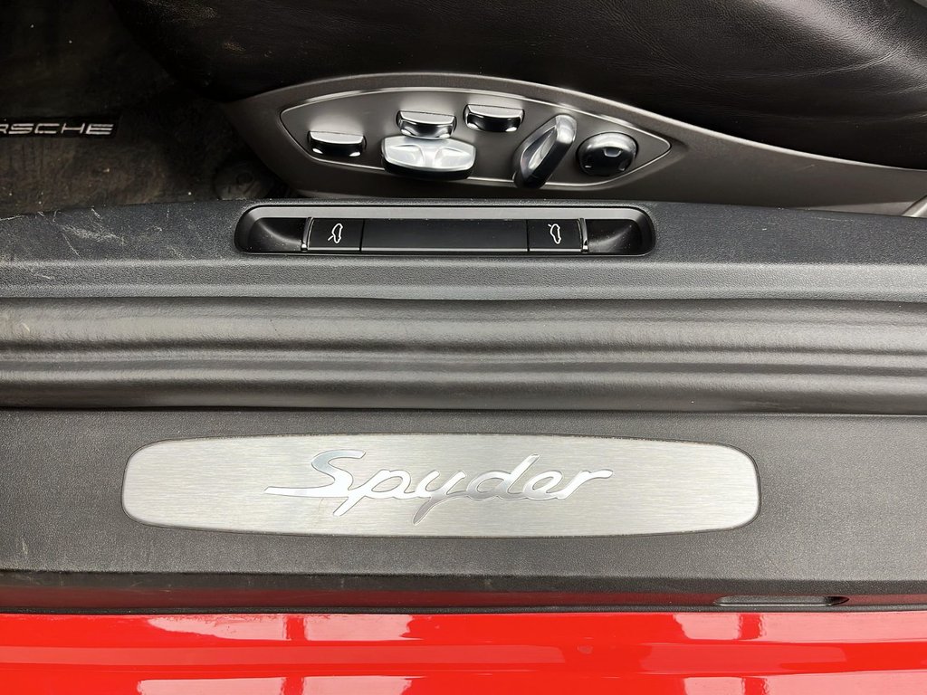 2020 Porsche 718 Spyder in Laval, Quebec - 33 - w1024h768px
