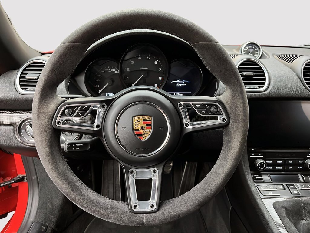 2020 Porsche 718 Spyder in Laval, Quebec - 18 - w1024h768px