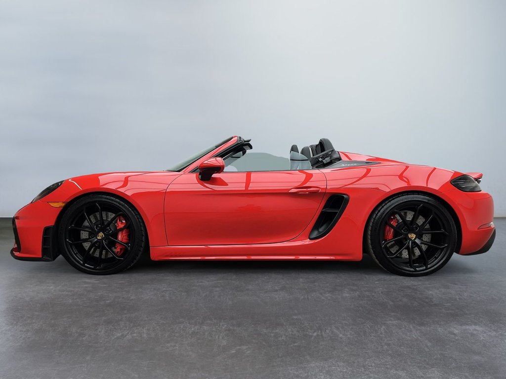 2020 Porsche 718 Spyder in Laval, Quebec - 2 - w1024h768px