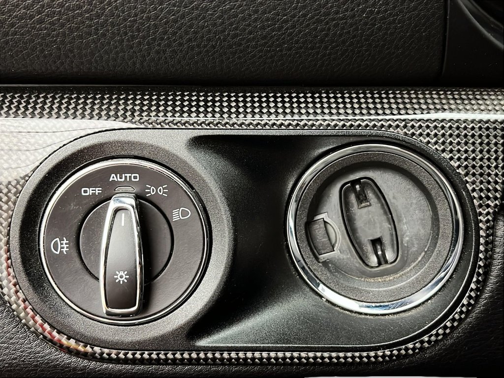2020 Porsche 718 Spyder in Laval, Quebec - 20 - w1024h768px