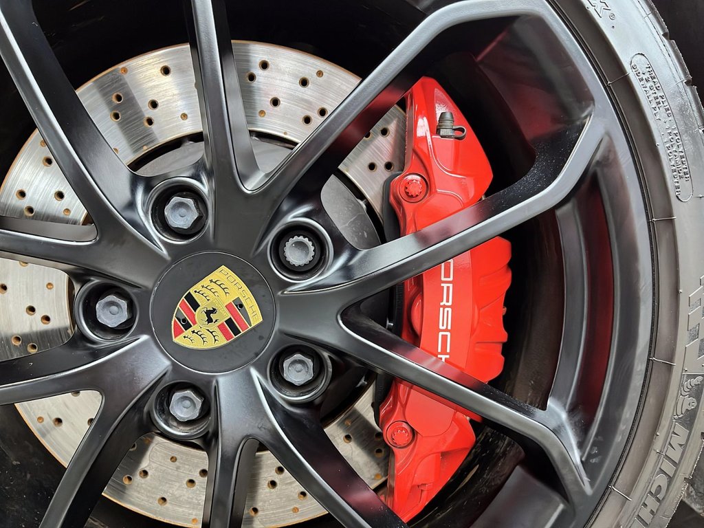 2020 Porsche 718 Spyder in Laval, Quebec - 14 - w1024h768px