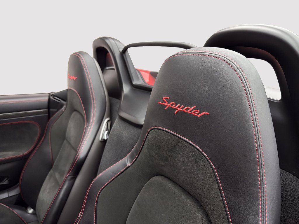 2022 Porsche 718 Spyder Roadster in Laval, Quebec - 29 - w1024h768px