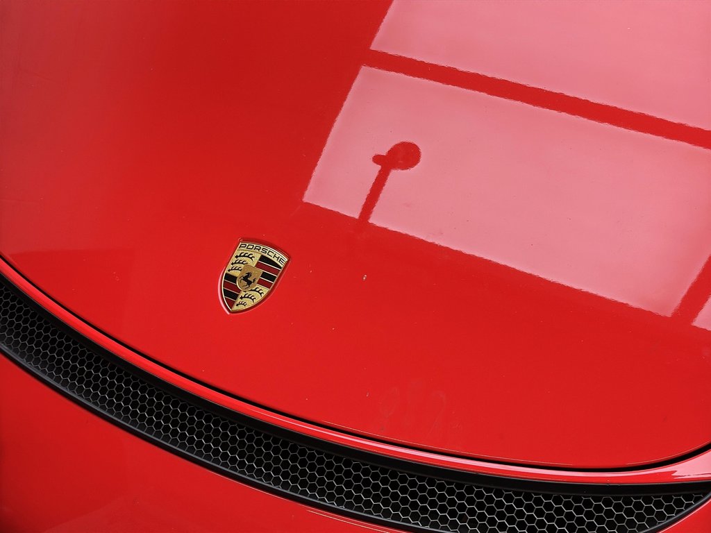 2022 Porsche 718 Spyder Roadster in Laval, Quebec - 11 - w1024h768px