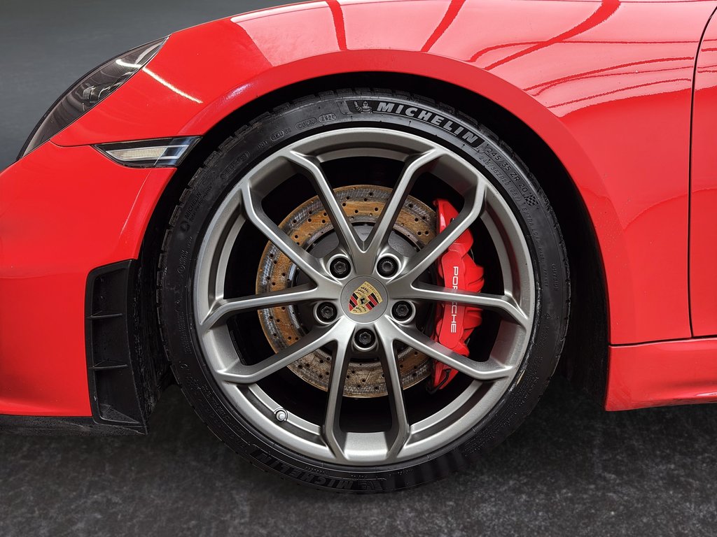 2022 Porsche 718 Spyder Roadster in Laval, Quebec - 15 - w1024h768px