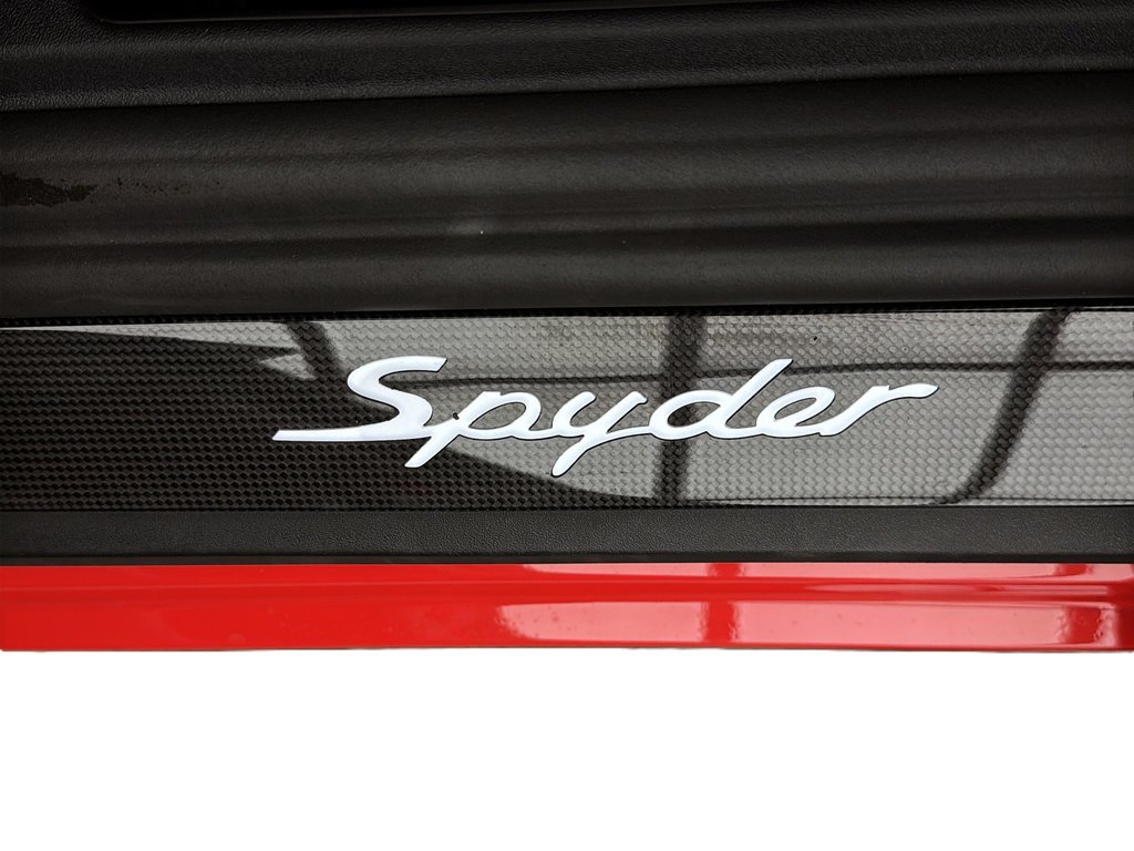 2022 Porsche 718 Spyder Roadster in Laval, Quebec - 32 - w1024h768px
