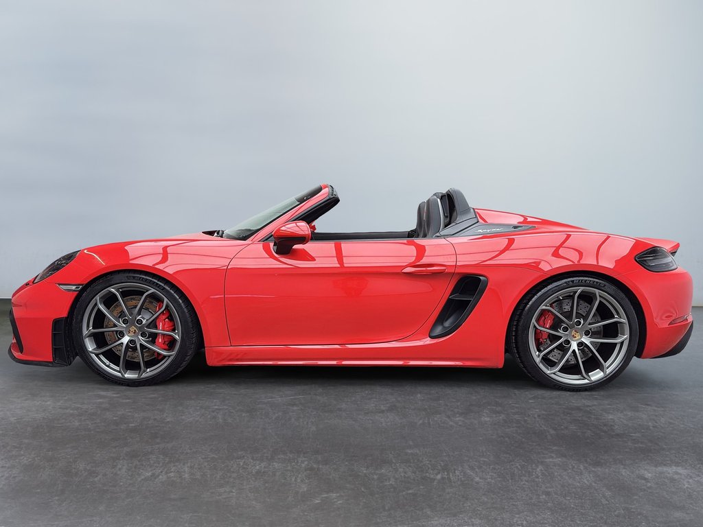 2022 Porsche 718 Spyder Roadster in Laval, Quebec - 2 - w1024h768px