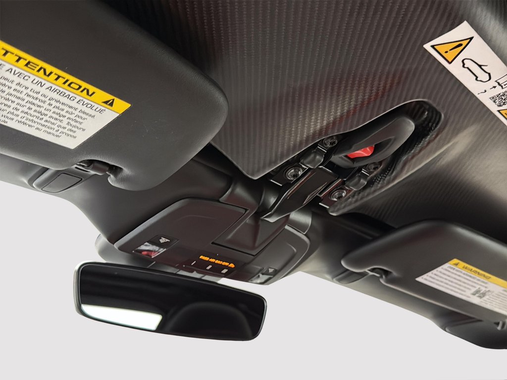 Porsche 718 Spyder RS Weissach Package 2024 à Laval, Québec - 21 - w1024h768px