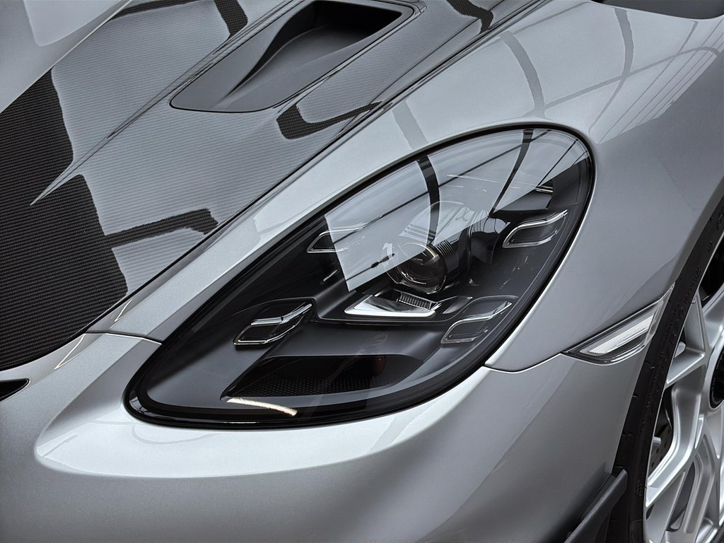 Porsche 718 Spyder RS Weissach Package 2024 à Laval, Québec - 10 - w1024h768px