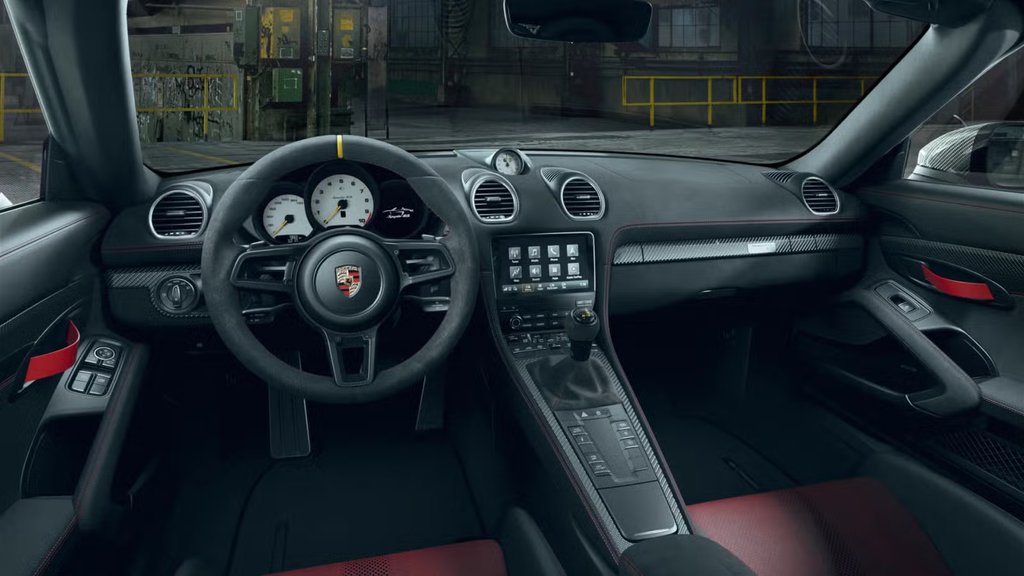 2024 Porsche 718 Spyder RS Weissach Package in Laval, Quebec - 5 - w1024h768px