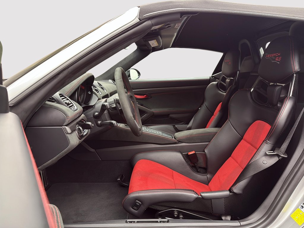 Porsche 718 Spyder RS Weissach Package 2024 à Laval, Québec - 15 - w1024h768px