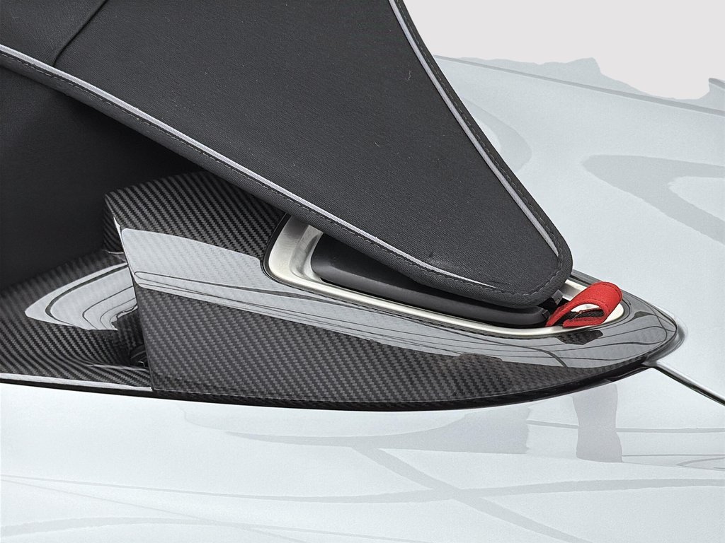 Porsche 718 Spyder RS Weissach Package 2024 à Laval, Québec - 13 - w1024h768px