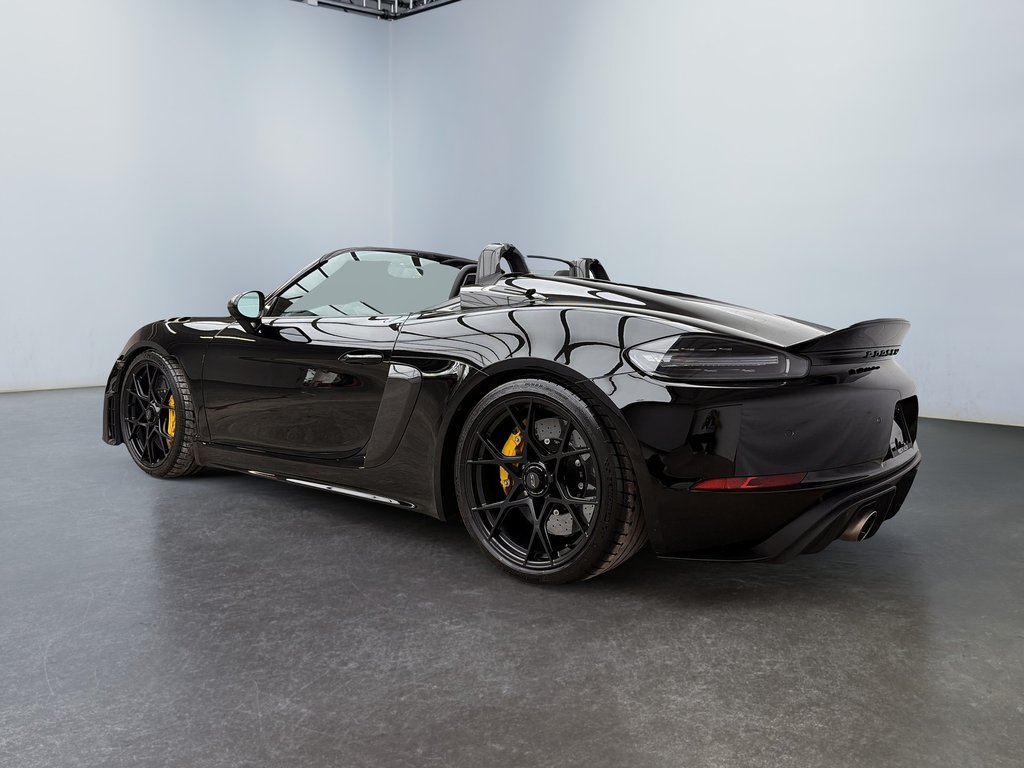 2024 Porsche 718 Spyder RS Roadster in Laval, Quebec - 3 - w1024h768px