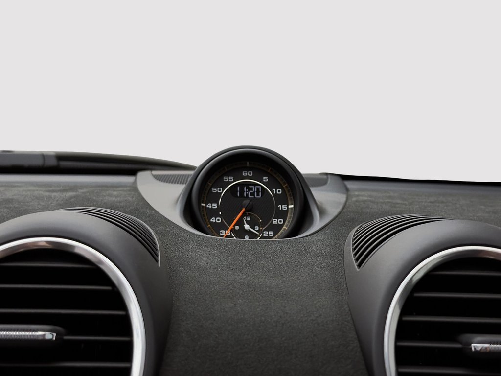 2024 Porsche 718 Spyder RS Roadster in Laval, Quebec - 23 - w1024h768px