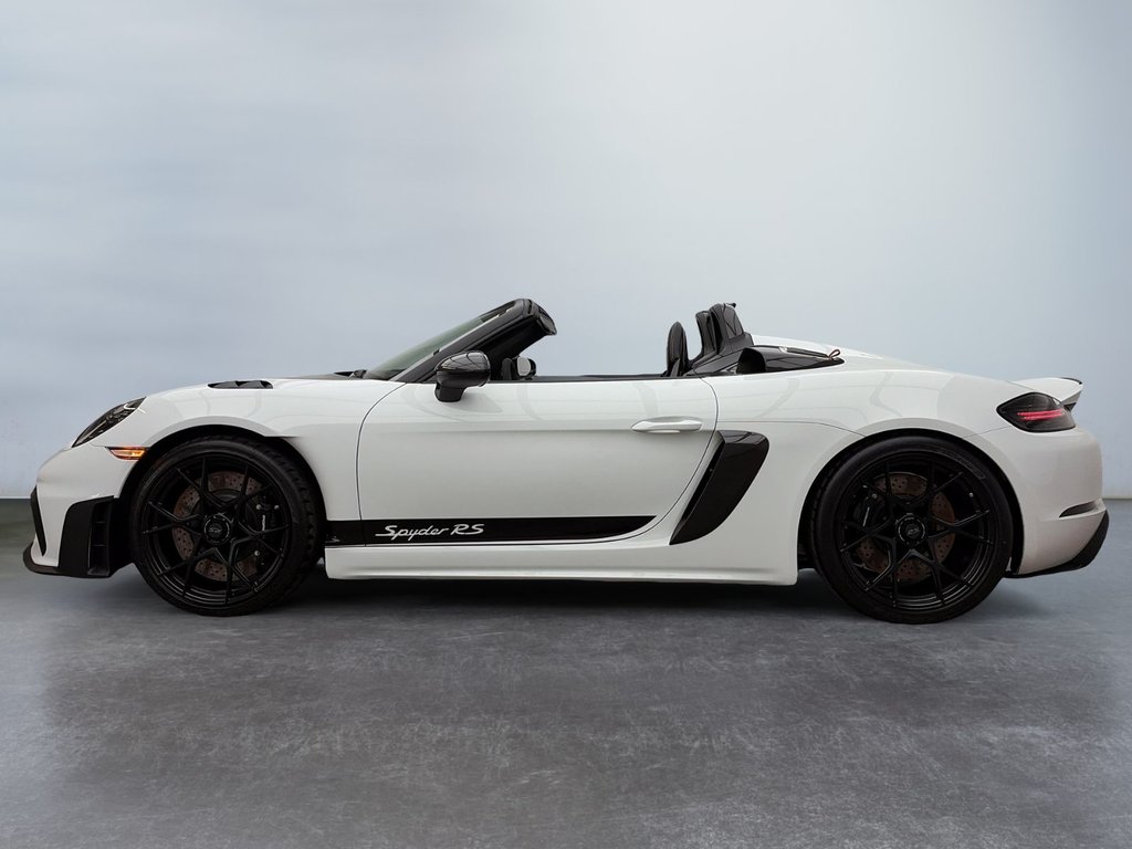 Porsche 718 Spyder RS 2025 à Laval, Québec - 2 - w1024h768px